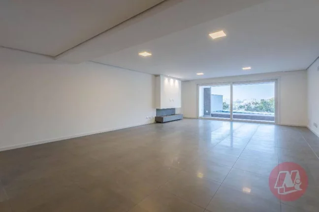 Imagem No Cristal, Garden de 315 m², 3 suítes, 3 vagas e piscina.