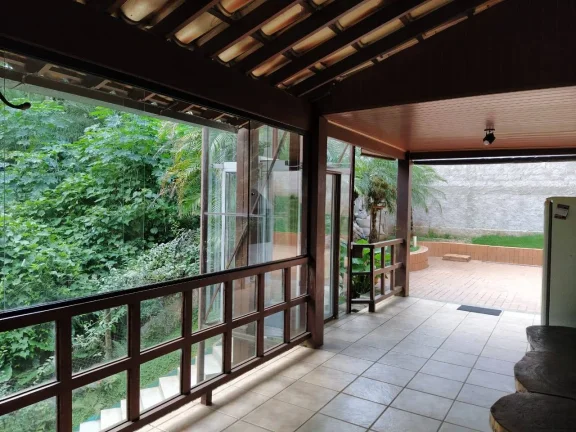 Imagem Casa de Condomínio com 4 Quartos e 5 banheiros à Venda, 1108 m²