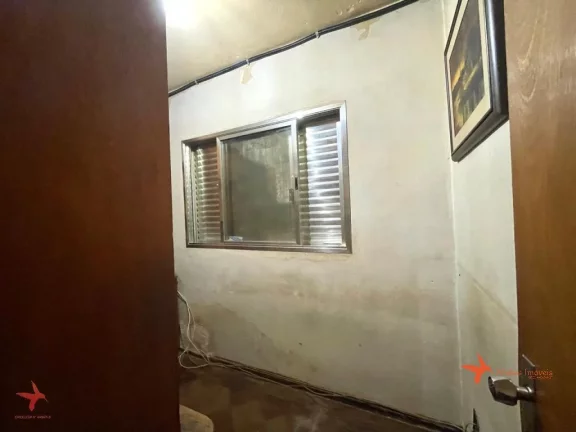 Imagem Excelente oportunidade: Apartamento para reformar à venda em Pinheiros, São Paulo-SP! 1 quarto, 1 sala, 1 banheiro, 53m de área.