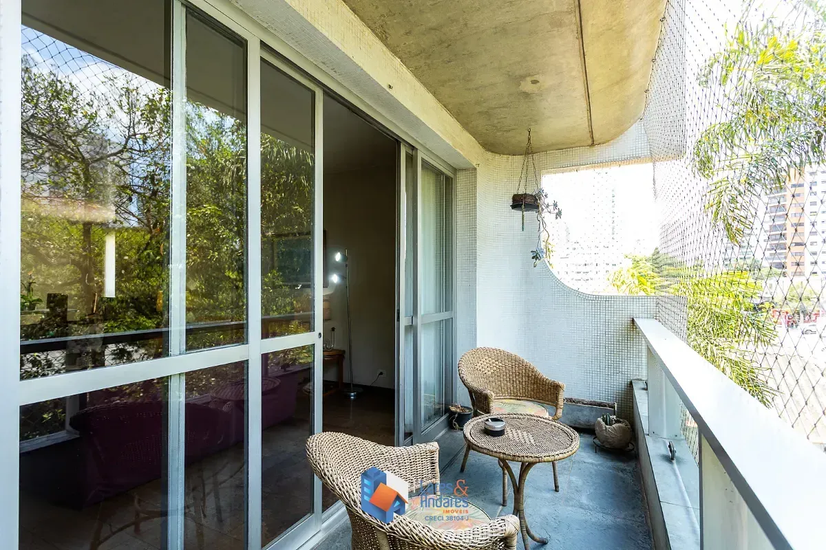 Imagem Apartamento para venda em Campo Belo com 3 quartos, sendo 1 suíte, 192m²
