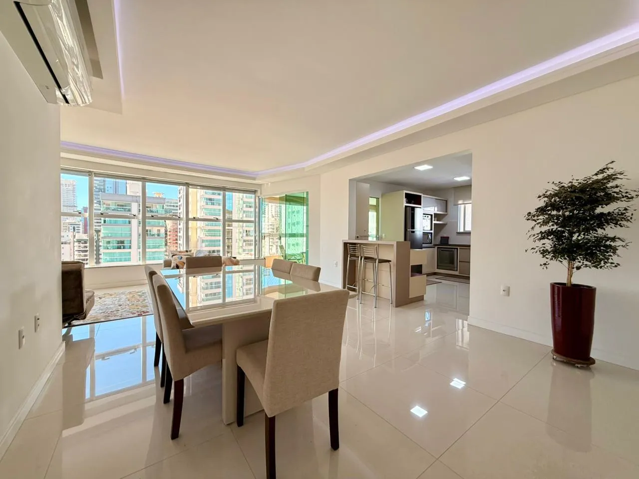 Imagem Apartamento à venda com 185m2 por R$ 3.000.000,00