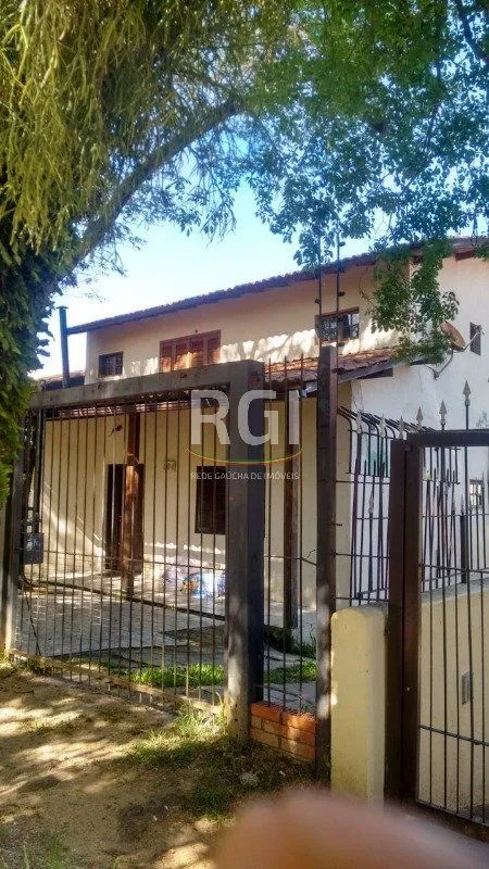 Imagem Casa para Venda - 200m², 4 dormitórios, sendo 1 suites, 3 vagas - Sarandí