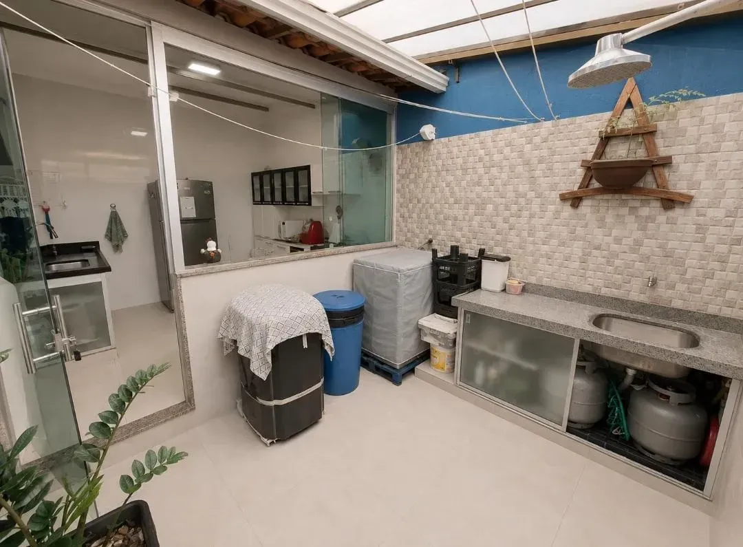 Imagem Casa de Condomínio com 2 Quartos à Venda, 87 m² em Santa Mônica - Belo Horizonte