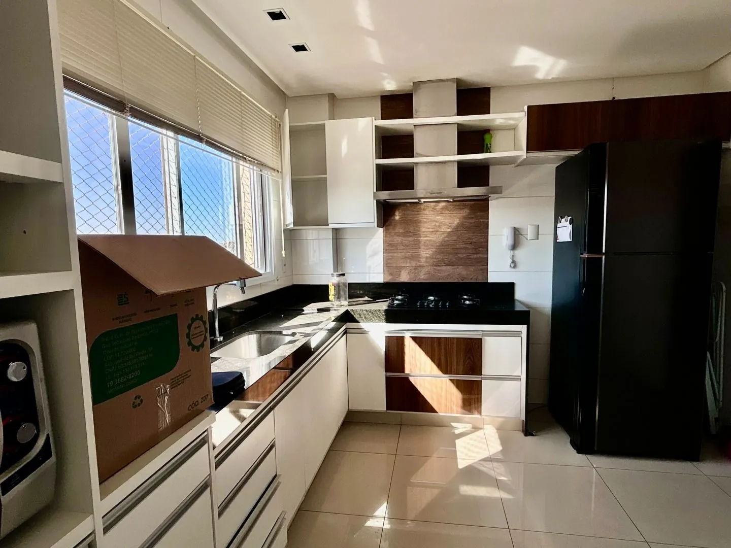 Imagem Apartamento com 3 dormitórios para alugar, 160 m² por R$ 6.800/mês - Centro - Patos de Minas/MG