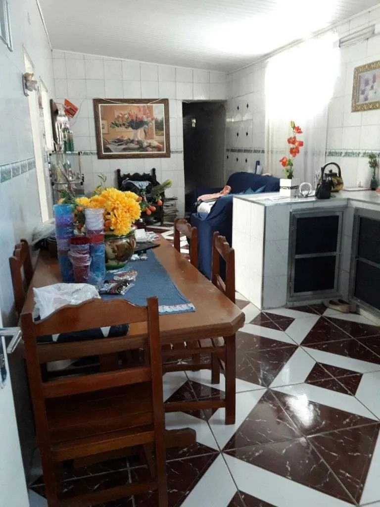 Imagem Casa à venda 2 Quartos, 1 Vaga, 300M², Jardim Regina, Pindamonhangaba - SP
