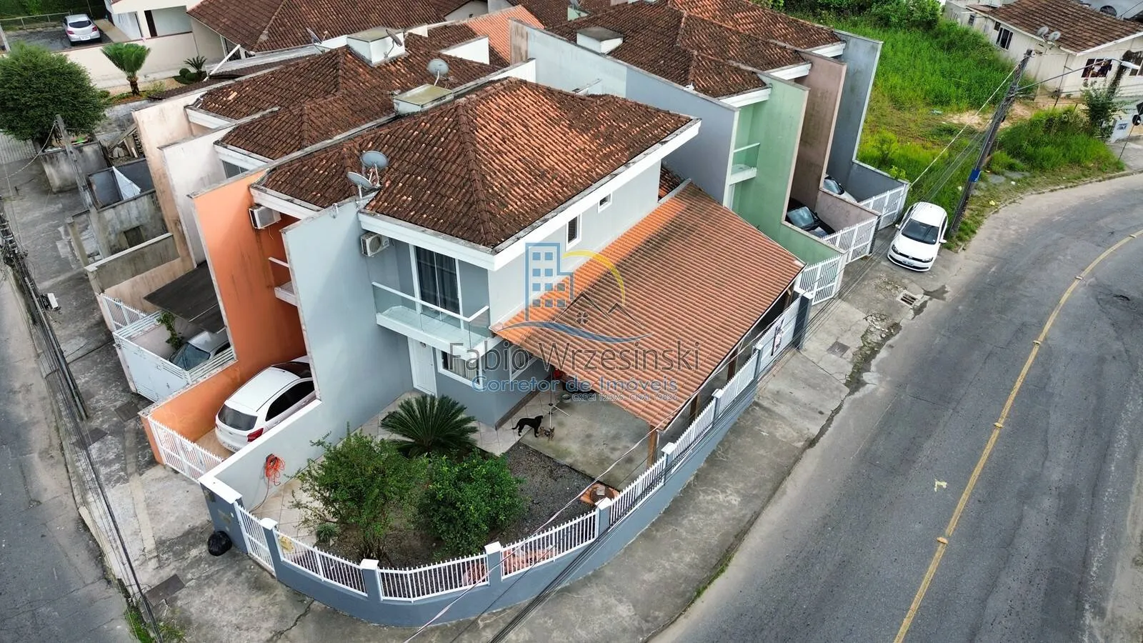Imagem Geminado Sobrado de Esquina no Bairro Floresta