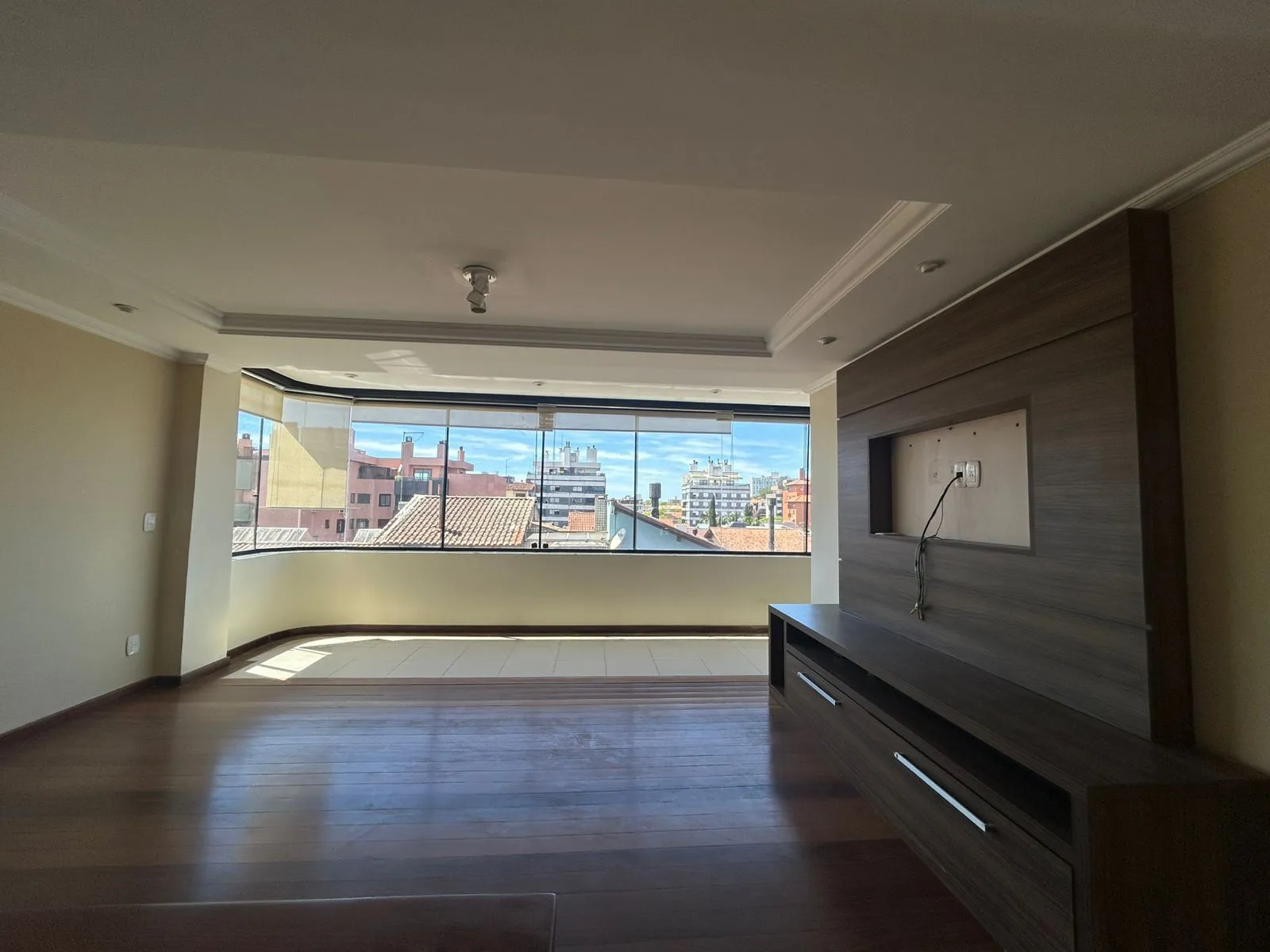 Imagem Apartamento 4 dormitórios • 172 m² privativos • Suíte com hidromassagem • Jardim Lindóia