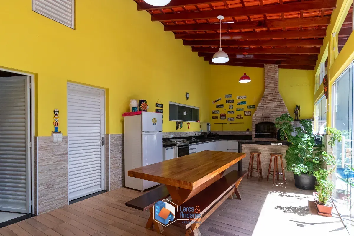 Imagem Sobrado para venda em Vila Clementino com 3 quartos, sendo 3 suítes, 241m²
