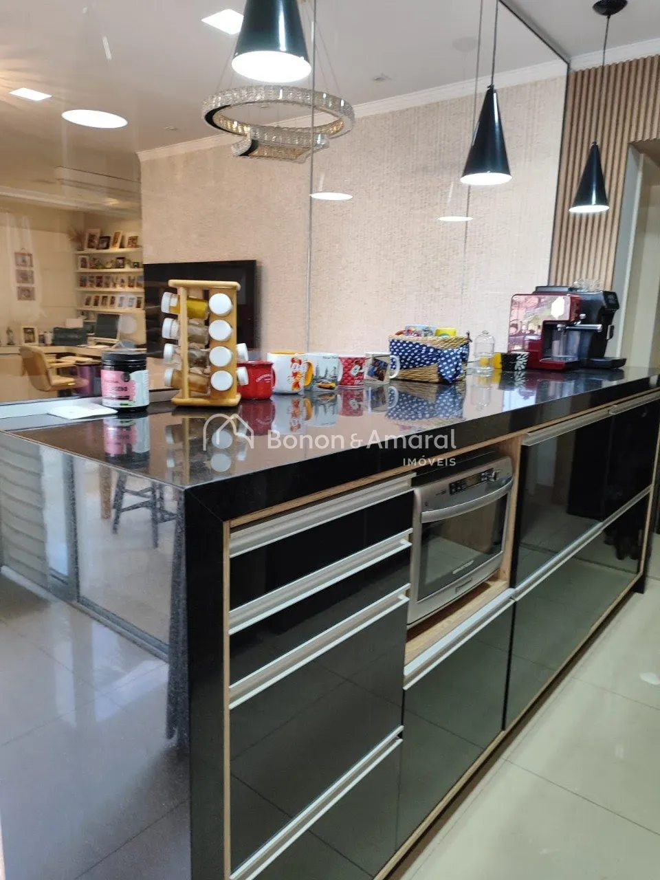 Imagem Apartamento de 2 Suítes com Sala de TV Reversível e Varanda Gourmet