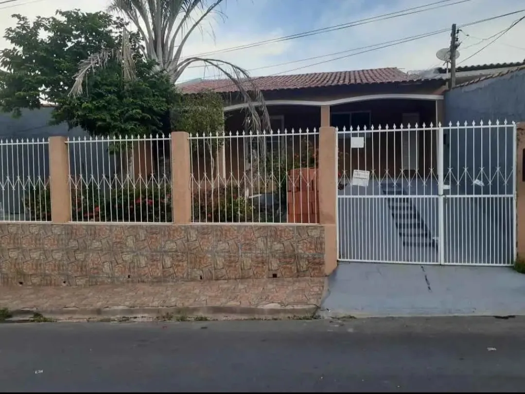Imagem Casa com 2 quartos, 1 suite Bairro Tijucal Setor 2