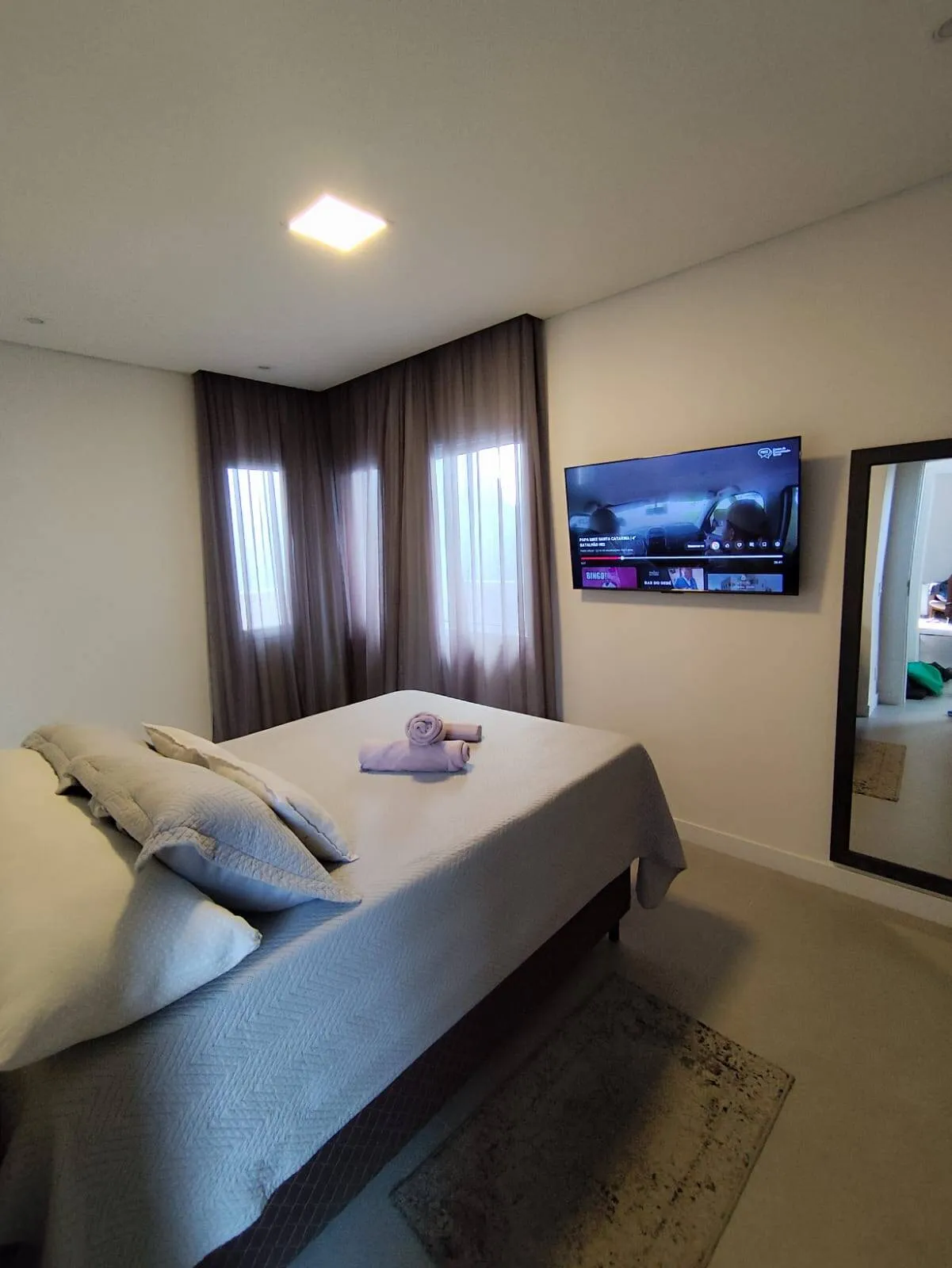 Imagem Casa com 2 Quartos para alugar, 175m² - Daniela