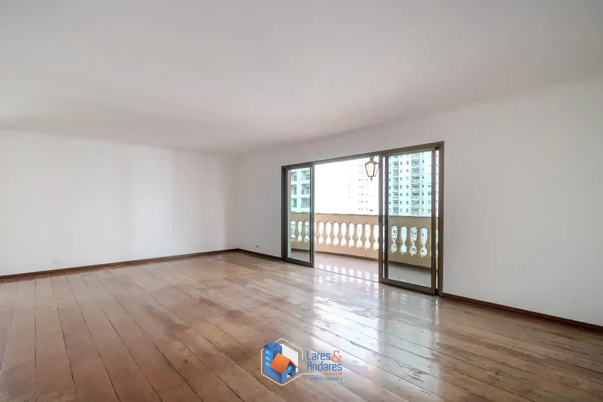 Imagem Apartamento para venda em Campo Belo com 5 quartos, sendo 2 suítes, 210m²