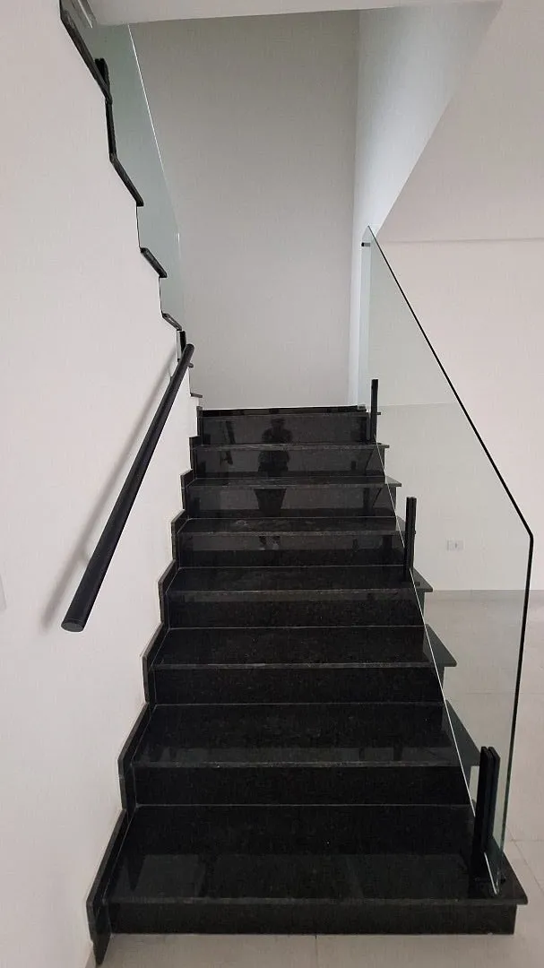 Imagem Sobrado com 3 dormitórios à venda, 260 m² por R$ 1.200.000,00 - Jardim Santa Clara - Guarulhos/SP