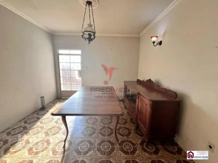 Imagem Casa em Florianópolis com 4 Quartos e 2 banheiros à Venda, 141 m² por R$ 1.490.000