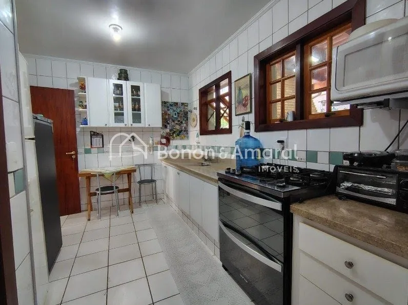Imagem Casa em condomínio à venda em Valinhos, 3 dormitórios, 2 suítes, área gourmet e excelente localização!