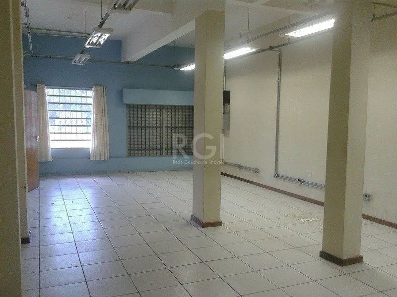 Imagem Predio para Venda - 353.12m², 0 dormitórios, Petrópolis