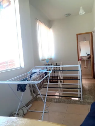 Imagem Ótima oportunidade de adquirir uma casa no bairro Parque Turistas, em Contagem - MG. Com diversas c...