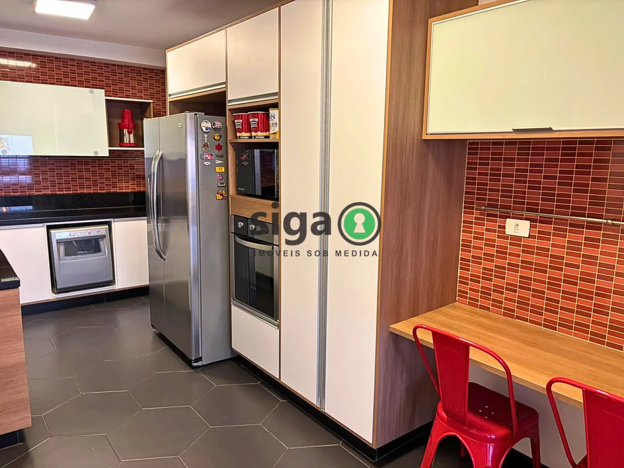 Imagem Apartamento de 200m2, com 3 suites e 3 vagas à venda no Panamby