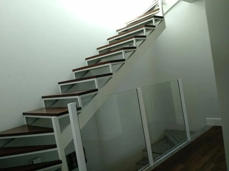 Imagem Casa para Venda - 217m², 3 dormitórios, sendo 1 suites, 3 vagas - Teresópolis