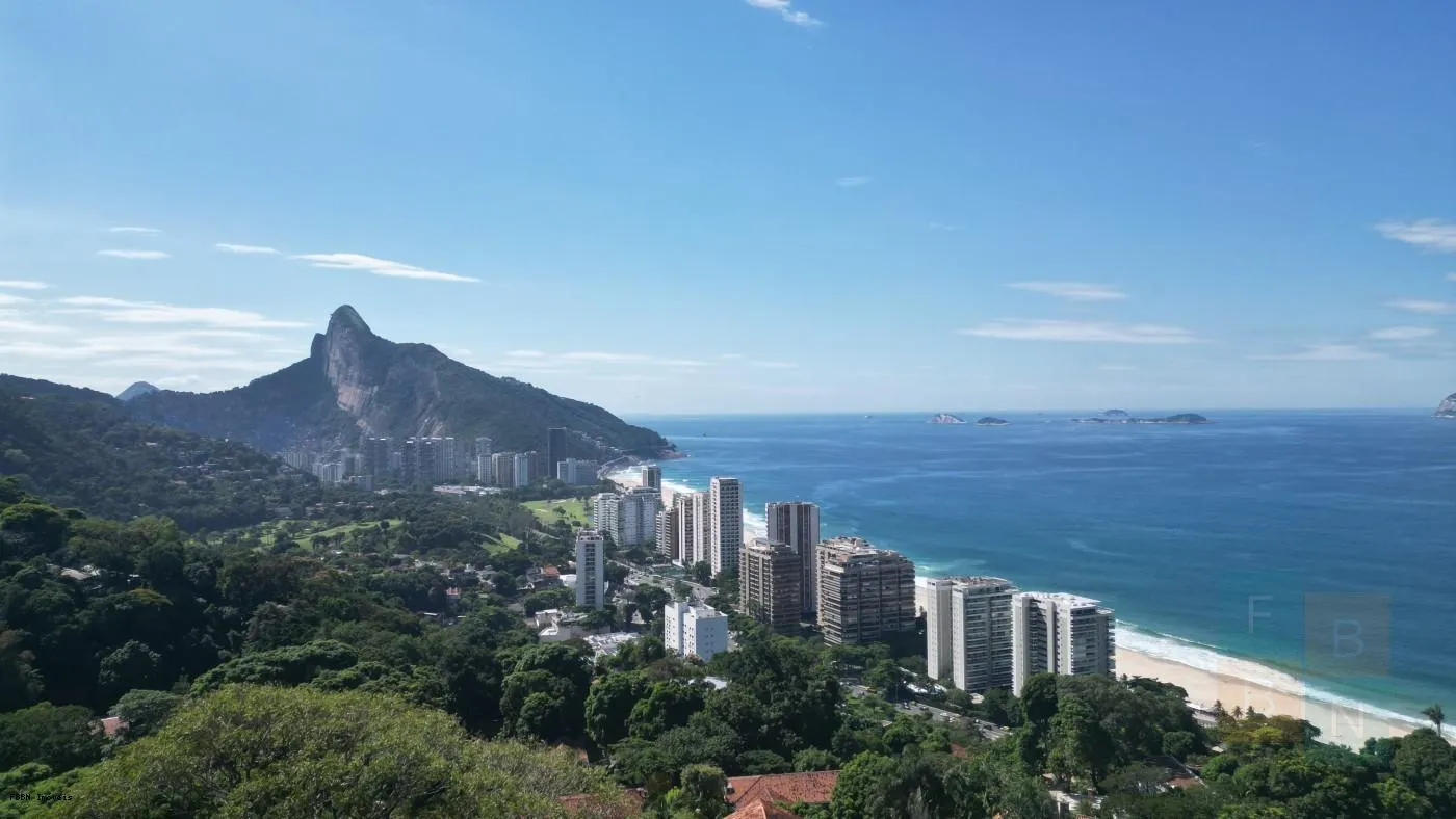 Foto do imóvel Casa em Condomínio para Venda em Rio de Janeiro / RJ em Rua Alberto Wolf Teixeira
