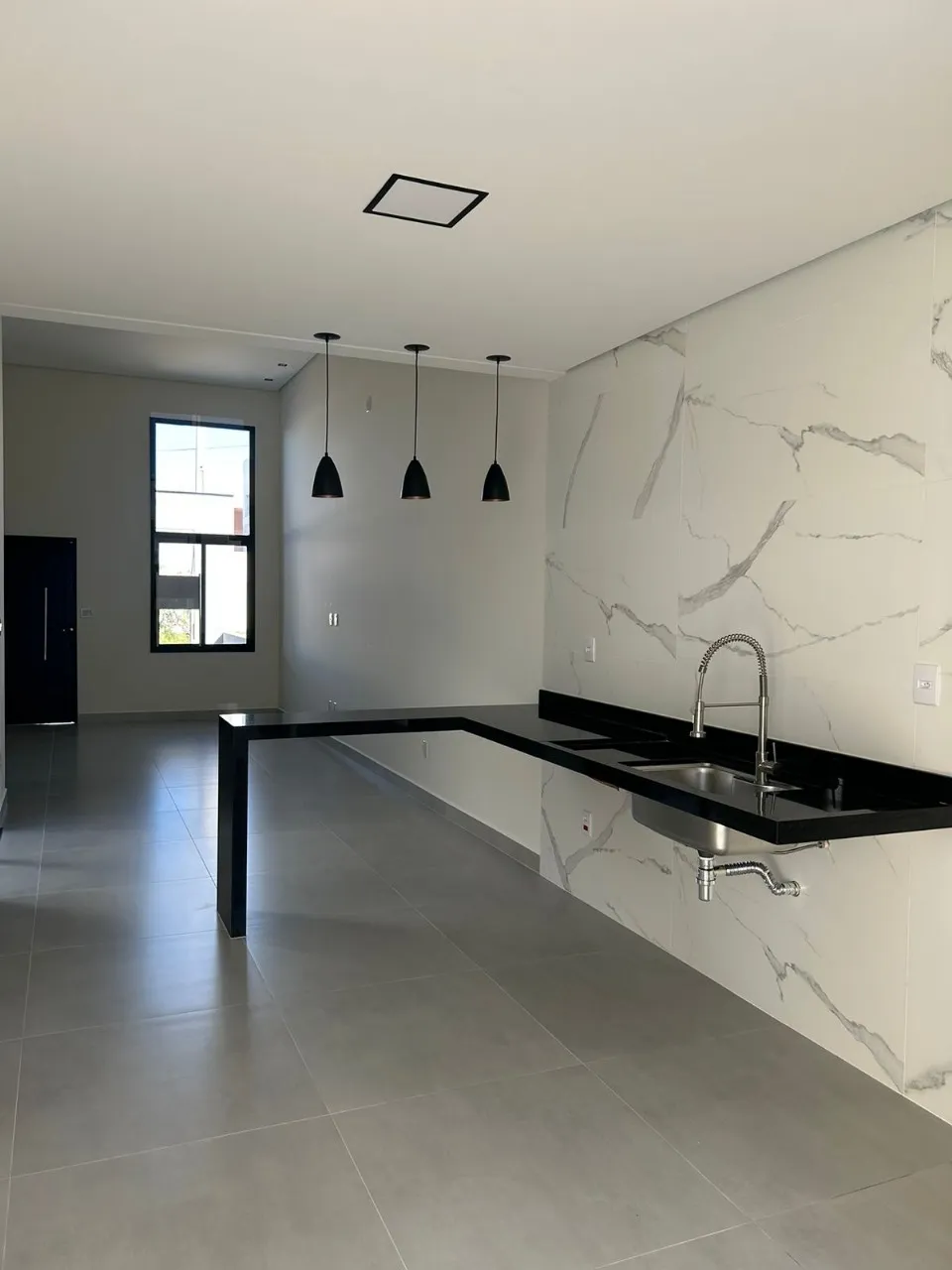 Imagem Encantadora Casa no Condomínio Residencial Jardim - Sorocaba/SP