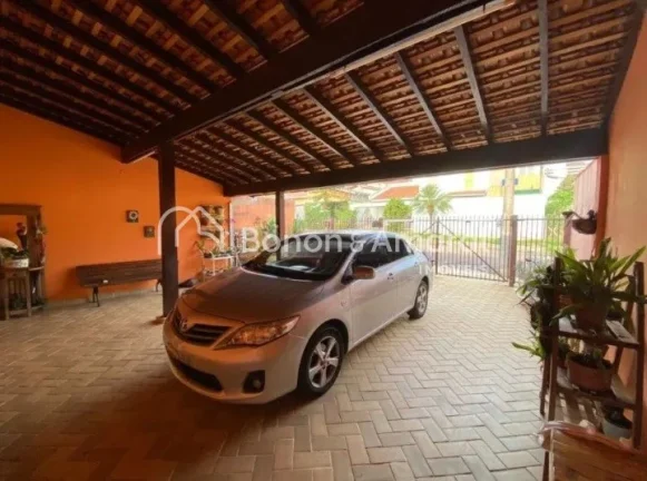 Imagem Em uma das localizações mais valorizadas e desejadas de Barão Geraldo, esta residência reúne co...