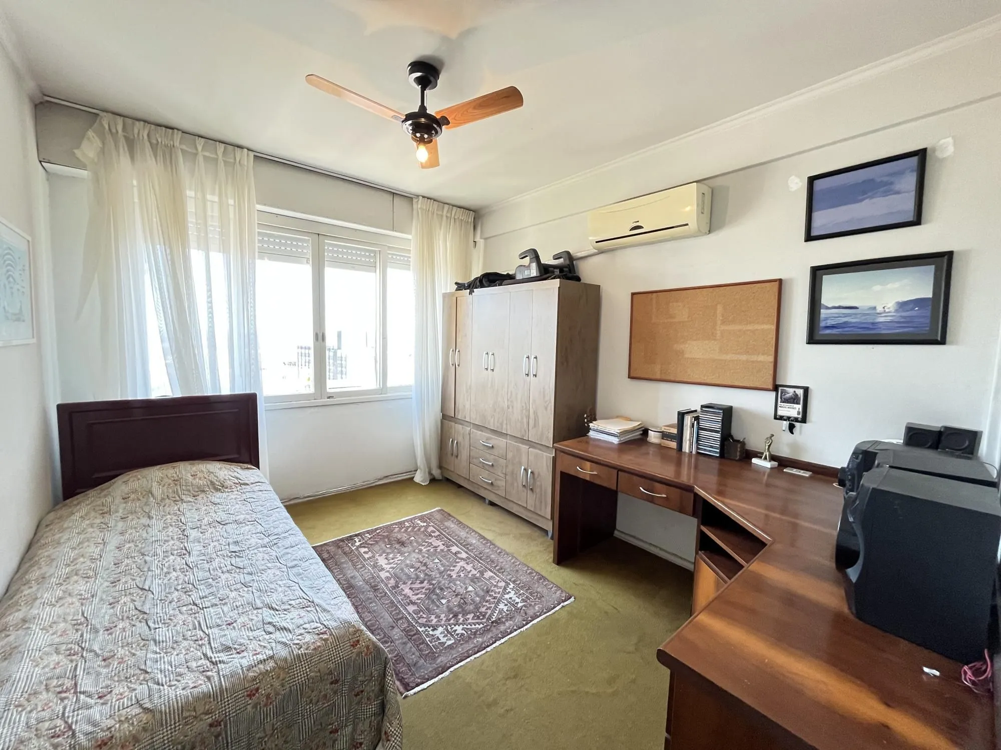 Imagem Apartamento de 3 quartos, suíte e 1 vaga de garagem no bairro Independência POA