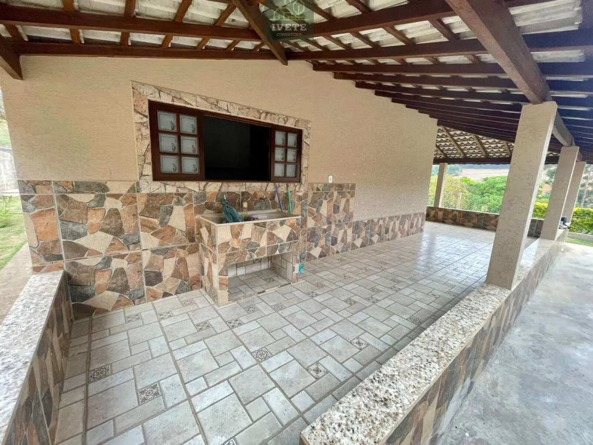 Imagem Linda Chácara à Venda em Pedra Bela/SP - Bairro Córrego Raso