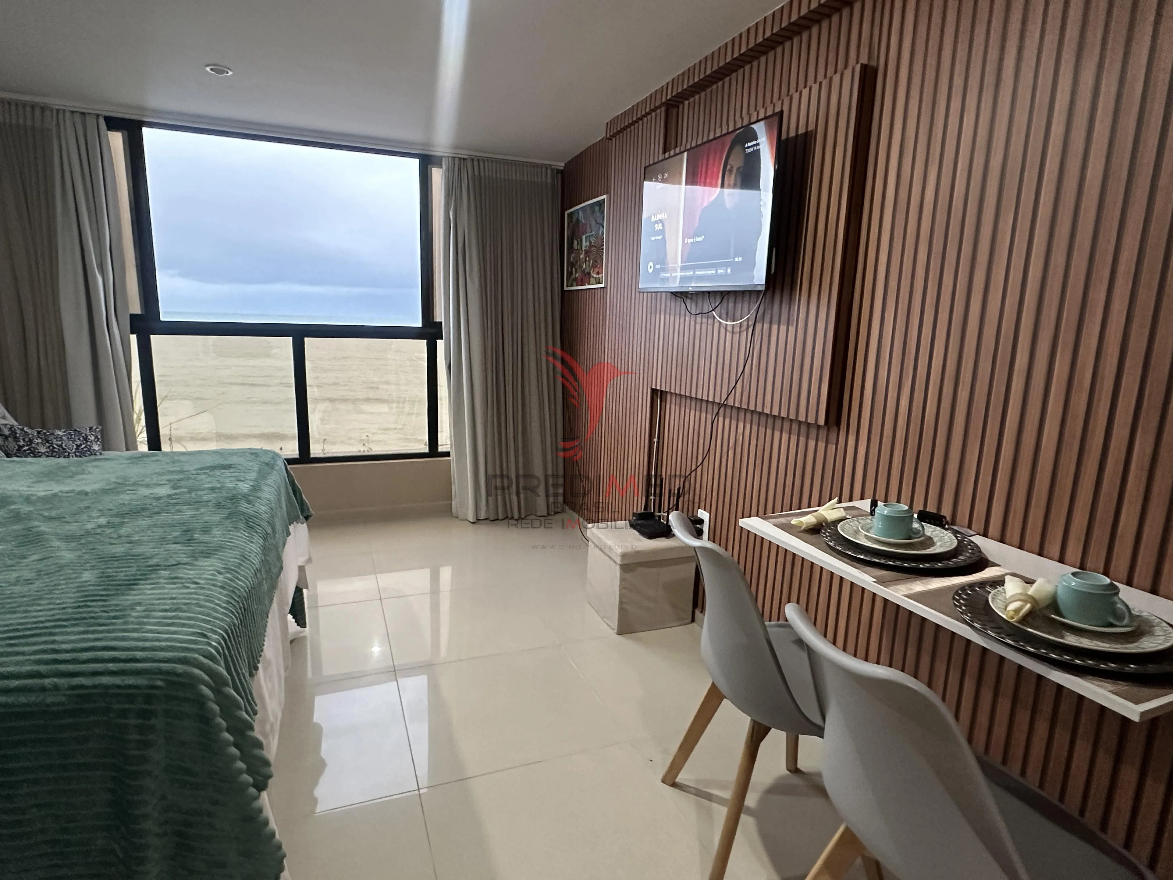 Imagem Vende-se flat na beira-mar do Bessa, vista definitiva, pronto para rentabilizar