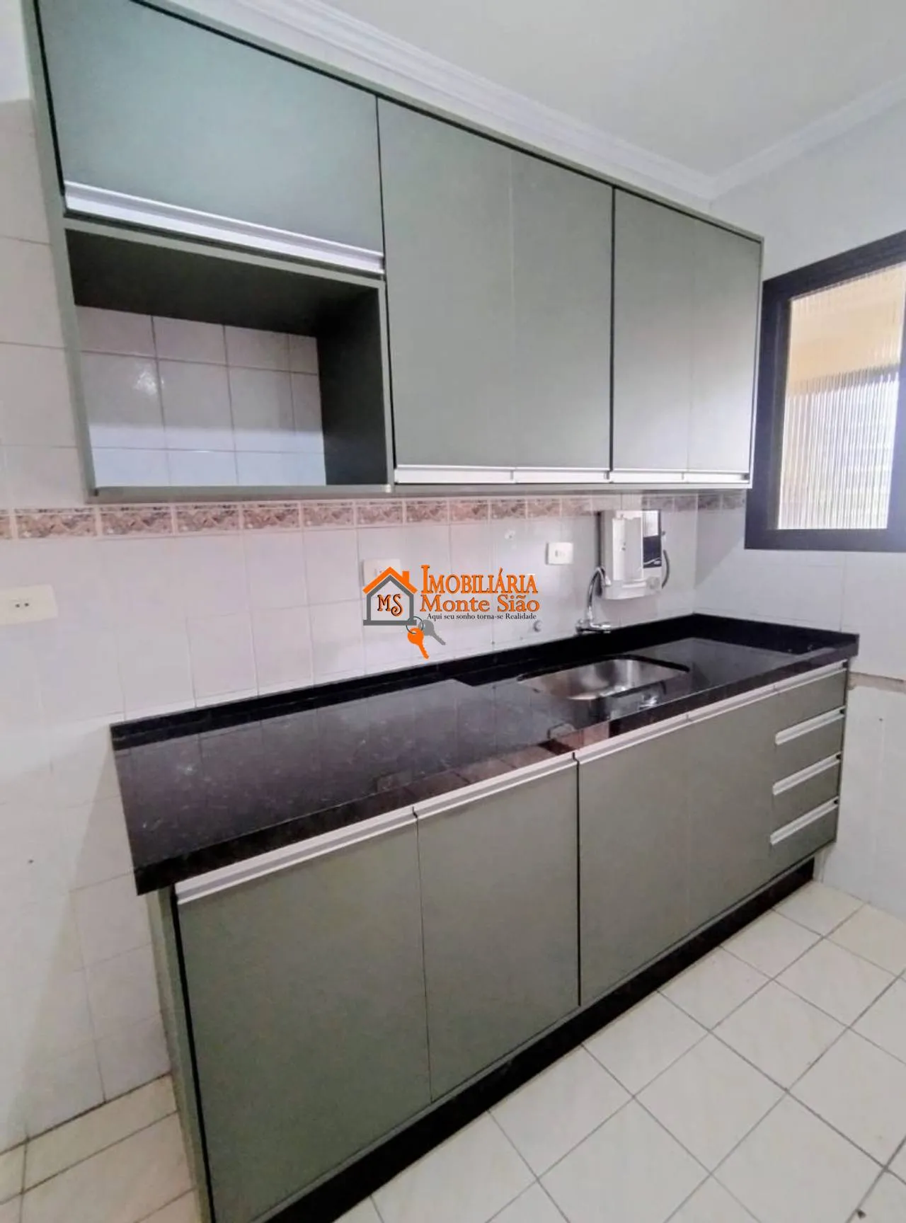 Imagem Apartamento com 2 dormitórios à venda, 76 m² por R$ 449.000,00 - Vila Galvão - Guarulhos/SP