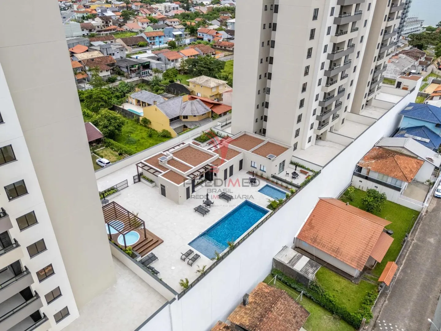 Imagem Apartamento com 2 dormitórios na praia de Penha-SC