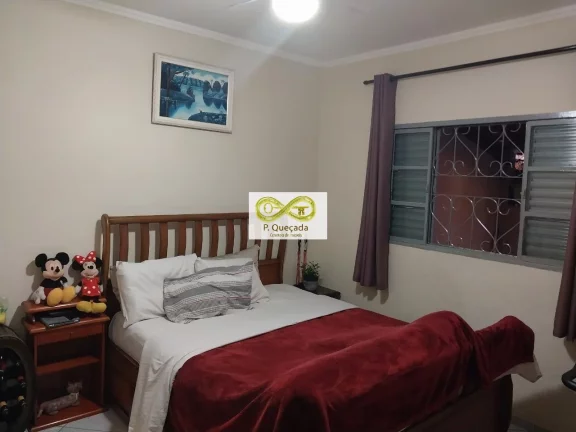 Imagem Casa disponível para venda, com 03 quartos e 02 banheiros!