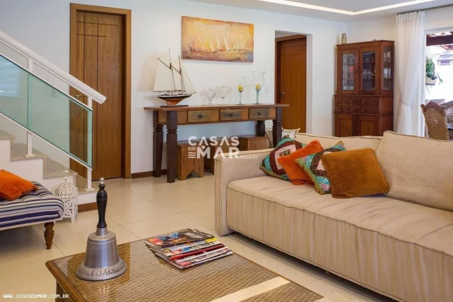 Imagem Casa de luxo em condomínio em Geribá, Armação dos Búzios-RJ: 4 suítes, 4 salas, 5 banheiros, 2 vagas de garagem e 350m² de área.