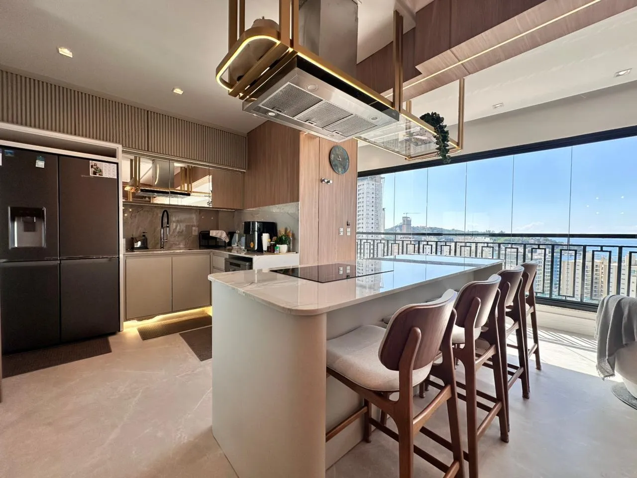 Imagem Apartamento com vista para o mar à venda com 160m2 por R$ 4.098.000,00