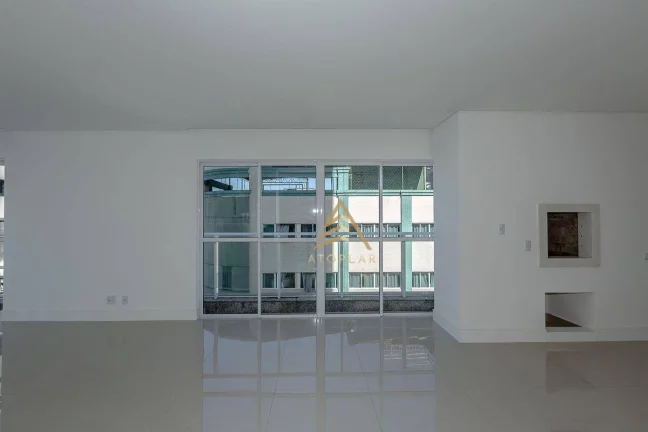 Imagem Apartamento Garden à venda, 172 m² por R$ 3.424.744,62 - Centro - Balneário Camboriú/SC