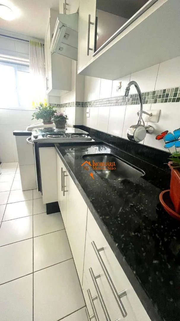 Imagem Apartamento com 2 dormitórios à venda, 50 m² por R$ 350.000,00 - Jardim Santa Mena - Guarulhos/SP