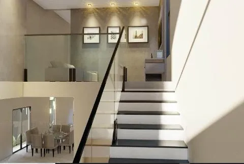 Imagem VENDA DE SOBRADO NO CONDOMÍNIO ARUÃ BRISAS, EM MOGI DAS CRUZES/SP, 298m² com 4 suítes, área gourmet, piscina e garagem para 6 carros. CONSULTE-NOS.