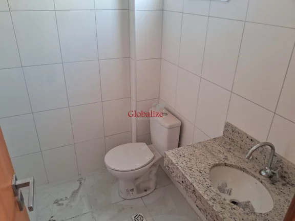 Imagem Belo sobrado em Vilagio no bairro do Marapé com 2 suítes, garagem privativa a venda por R$ 695.000,00