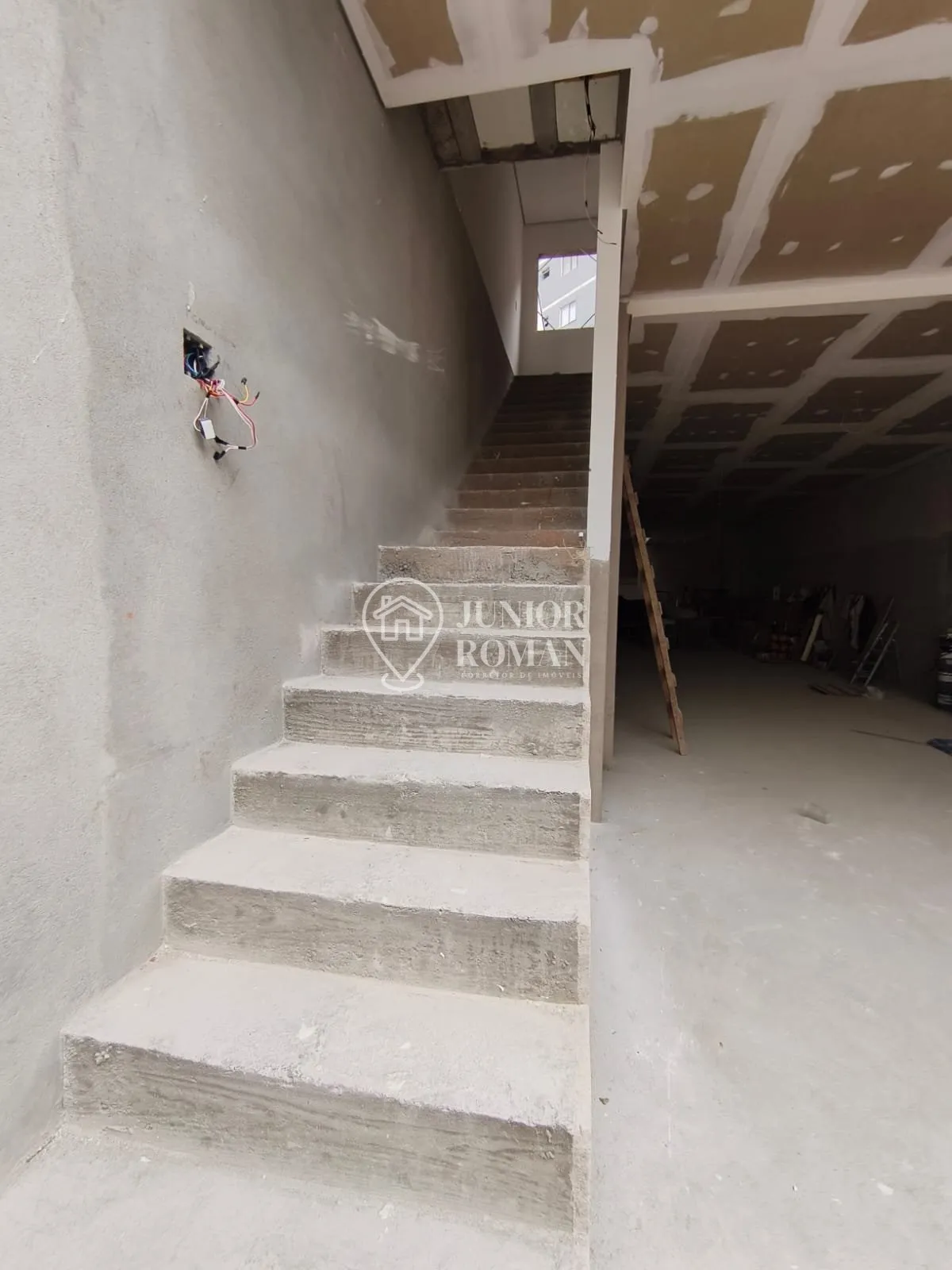 Imagem CASA ASSOBRADADA PARA LOCAÇÃO RESIDENCIAL OU COMERCIAL - JARDIM DO MAR - SBC/SP