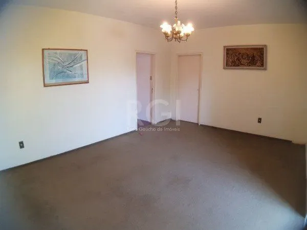 Imagem Casa para Venda - 252m², 3 dormitórios, 2 vagas - Belém Novo