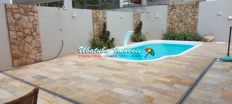 Imagem Linda casa condomínio fechado com 03 dormitórios e piscina
