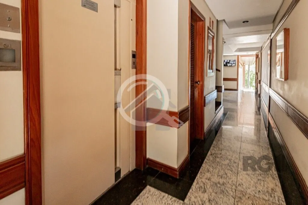 Imagem Apartamento de 118 m², com vista para o Guaíba! Com 3 dormitórios, sendo 1 suíte com sacada, amp...