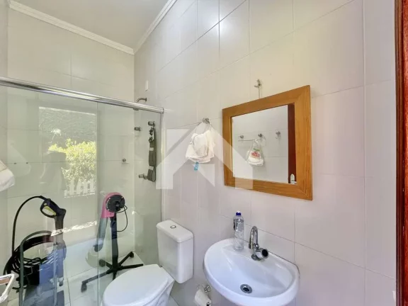 Imagem Casa de Condomínio em Parque Dom Henrique - Cotia
