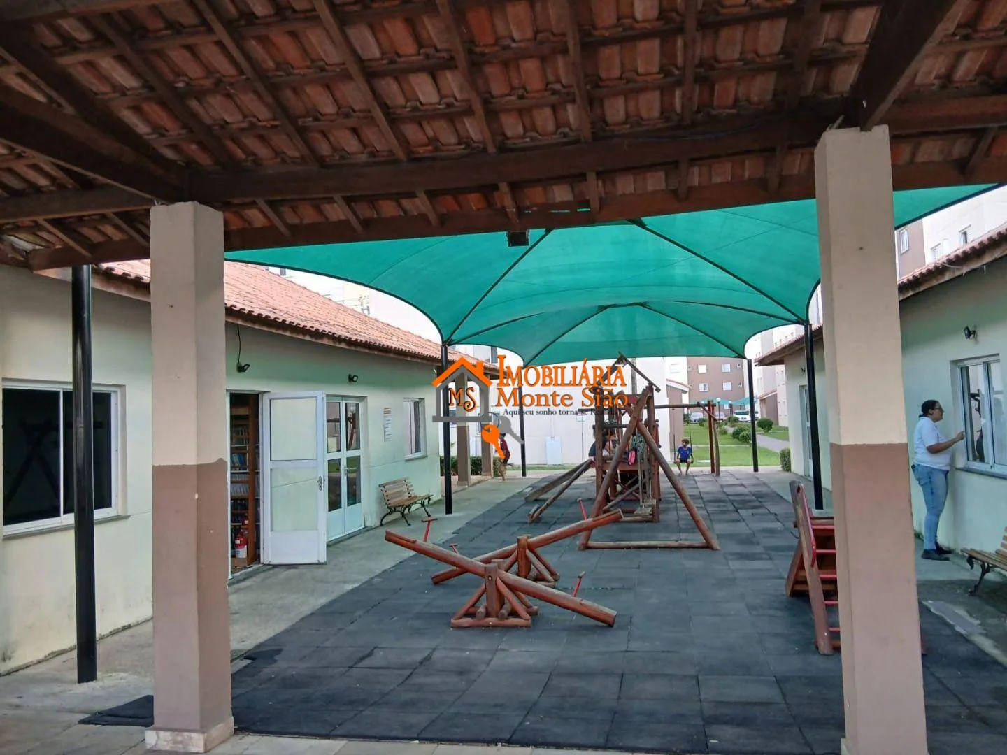 Imagem Apartamento com 3 dormitórios à venda, 56 m² por R$ 315.000,00 - Vila São Carlos - Itaquaquecetuba/SP