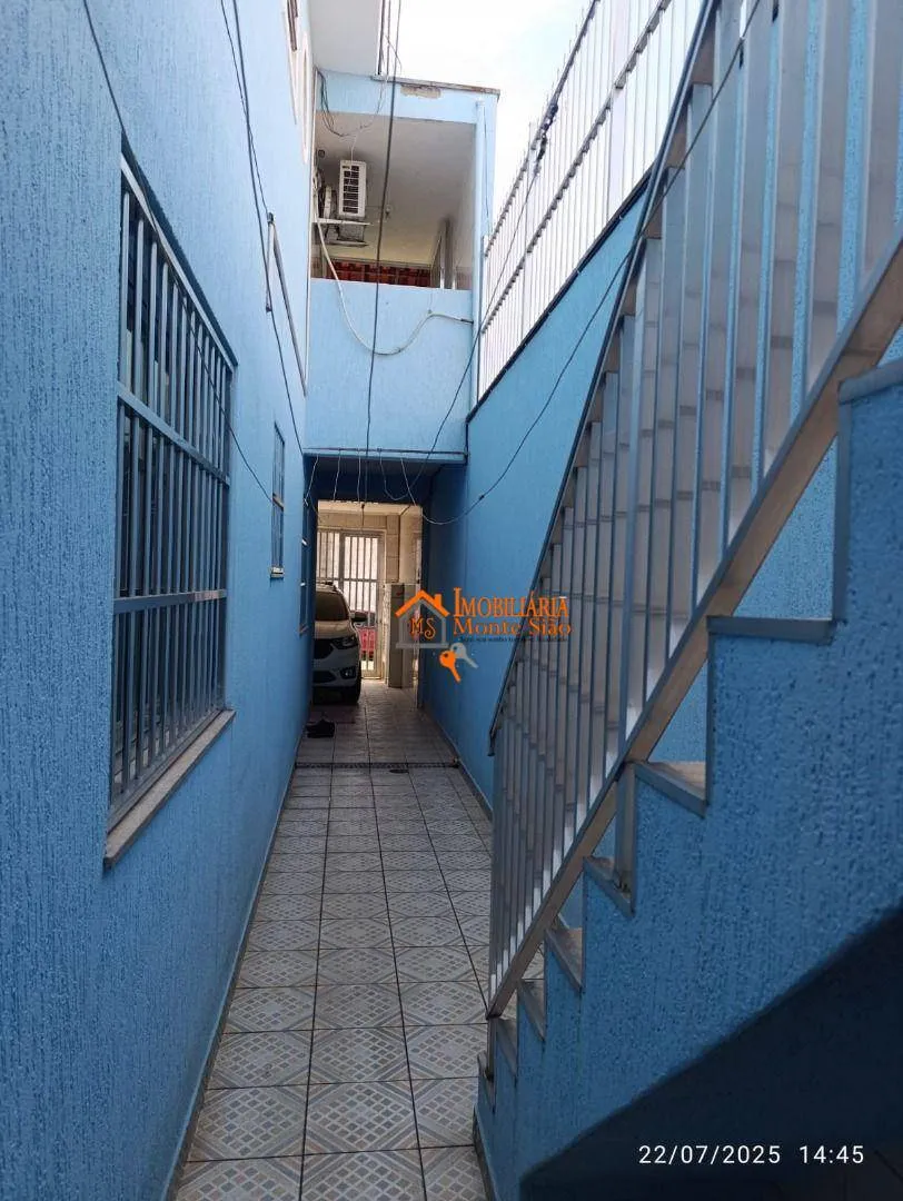Imagem Sobrado com 2 dormitórios à venda, 197 m² por R$ 848.000,00 - Vila Barros - Guarulhos/SP