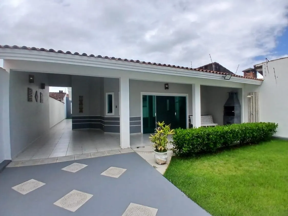Imagem Linda casa próximo ao Mar