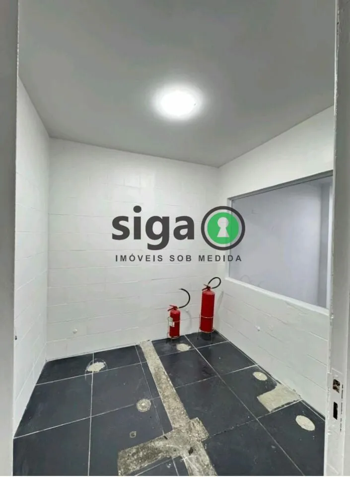 Imagem Loja comercial em localização privilegiada próximo ao metrô Santo Amaro