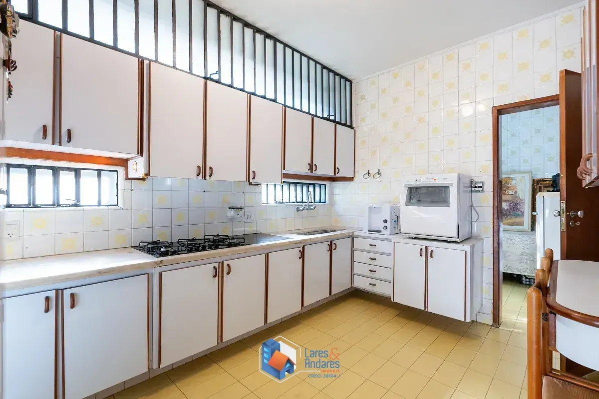 Imagem Casa para venda em Butantã com 3 quartos, sendo 3 suítes, 223m²