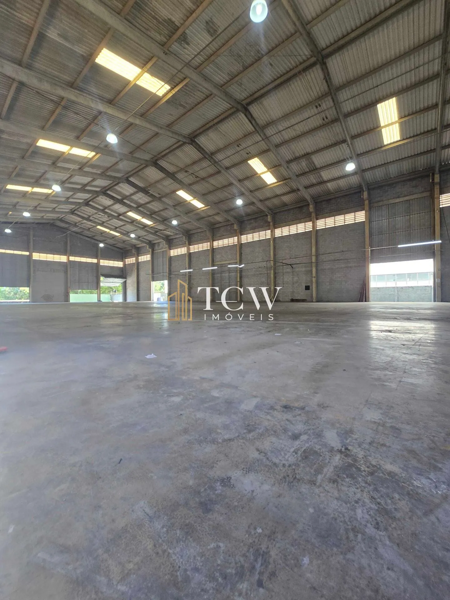 Foto do imóvel Galpão Industrial para Locação em Guarulhos/SP | 3.500 m² | 13 Docas | Próximo à Rodovia Presidente Dutra