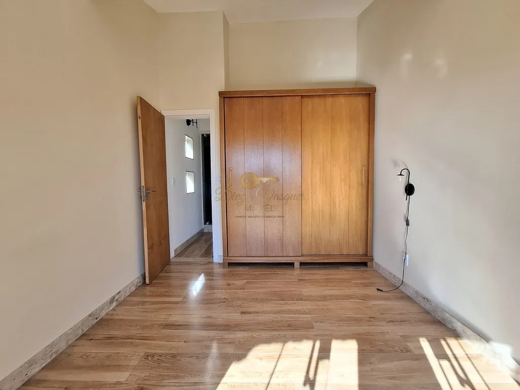 Imagem Casa em Condomínio para Venda em Teresópolis / RJ no bairro Iucas